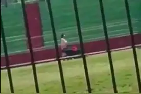 学生犯错惩罚爬行？惩罚教育的方式老师和学生都该有可预见性图片