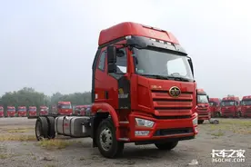 6缸260马力高顶双卧，一汽解放J6L尊享版堪称绿通运输利器图片