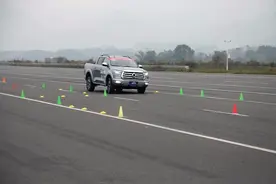 安全比拼 年度车型紧急避障成绩公布图片