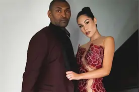 44岁阿泰斯特如今有多幸福？二婚娶韩裔模特，身材颜值令阿泰收心图片