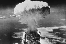 日本遭原子弹袭击内幕：谎称广岛被陨石击中，因天气让长崎成目标图片