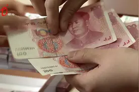 用电烙铁、锡纸将冥币变成钱？一男子因制造假币被捕图片