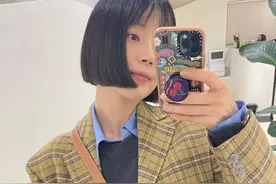 孙艺珍结婚韩智慧晒照，嫁入豪门10年婚姻幸福，生女后依然青春图片