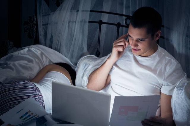 人体的扁桃体，为何一言不合就发炎？背后的祸根或许是这5个因素