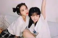 值得学习的闺蜜拍照姿势图片