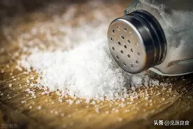 做菜放盐的时间诀窍，牢记这9点，炒菜得心应手，厨艺才会提高图片