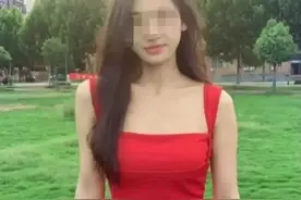 “小妈”文化席卷全网，年轻女大学生们成为新一代年轻“后妈”图片