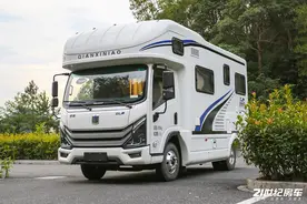 新能源房车来了！全车40多度电，空调白开？迁徙鸟吉利远程房车图片