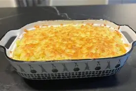 芝士碎的处理方式，很多简单的食材搭配上芝士碎都会让人流口水图片