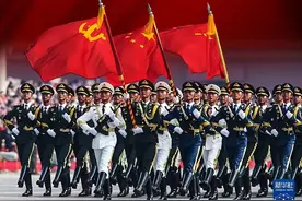 辱军事件某大V和稀泥！军人岂能任人抹黑，法律难道只是摆设吗？图片