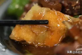 藏在别墅村里的农家院，今天咱去拿拿味儿图片