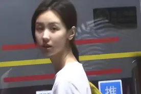 起诉、夫妻互撕、当过野模、旧情复燃，1天之内7个瓜，个个很精彩图片