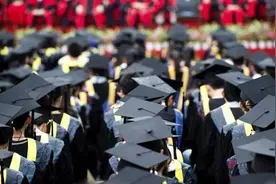 为什么清华北大的名声这么两极分化？听听毕业生的大实话图片