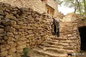 “台阶不踩双，娶妻不逢半”，双和半有何讲究？看村里老人怎么说图片