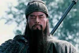 三国使用大刀的十大猛将，张飞赵云马超落榜，谁有资格排名第一？图片