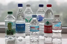 手把手教你怎样区分矿泉水和纯净水图片