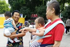 北大退休教授带娃玩出超强专注力，面对老师夸赞，分享出3点经验图片