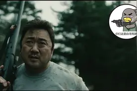 无枪社会的日韩，为啥警察人手一枪？答：听爸爸的话图片