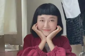 剧组用假人当群演上热搜，“假人”现身评论区，网友：拍恐怖片吗图片