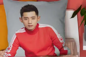 张继科已退役，但未举行退役仪式，他有一次性退役费和每月退役金图片