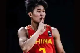 姜伟泽，险被埋没的篮球天才图片