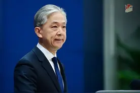 中朝边境是否已对装载粮食和其他商品的货车开放？外交部回应图片