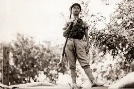 吴京演的伍千里，为何30岁还当连长，我军连长年龄真这么大吗？图片