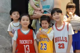 六个佩奇爸爸：7年连生6胎，送孩子豪车豪宅，这家人到底有多壕气图片