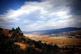 跟着霞客游大理之十：踏访鹤庆舍茶寺 留下热水桥的谜团谁能解？图片