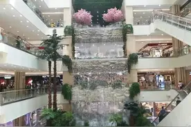 西安赛格国际购物中心，西部商场标杆，网红打卡地图片