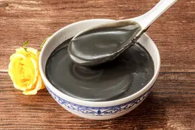 黑芝麻糊在家就能做，香浓细腻，一碗才几毛钱，储存一个月没问题图片