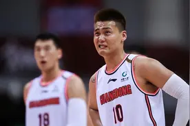 赵睿已经完成签约，李春江砸钱也没用，广东是近水楼台先得月图片