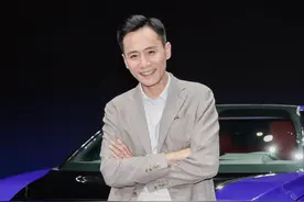 47岁大变样, 皮包骨的刘烨背后令人心酸, 他给所有人敲响了“警钟”图片