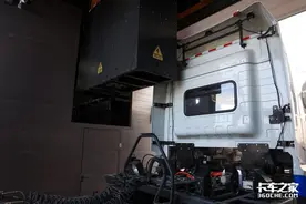 网曝某厂限制国六车，必须花400元租电动车头，卡友：不干了图片