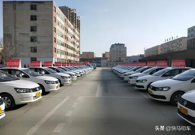 科目一考试题目太多太难记？5大答题技巧，看完一把过