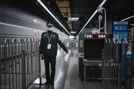 我，深圳地铁安检员，晒出工资和收入，告诉你打算离职的原因图片