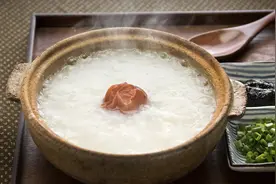 粥是最差的主食吗？早餐到底能不能喝粥？钟南山：早餐应该这样吃图片