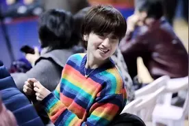 国乒美女姚彦：为许昕放弃职业生涯，如今安置体育局的她待遇怎样图片