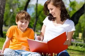 把儿子养废后，我才明白：跟孩子“讲道理”，是最没有用的教育图片