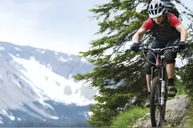 速干衣哪个牌子好，速干衣锦纶和聚酯纤维面料哪个好不发臭图片