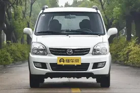 2023款北斗星X5：配1.4L+97马力+5挡手动！城市代步首选微型车？图片