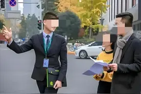 可怕！女子花280万买下560万房子做婚房，装修时意外发现墙是“黑色”，要求退房遭拒，法院判了！图片