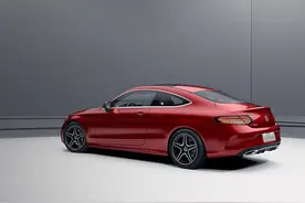 2022款梅赛德斯-奔驰C级轿跑上市 售价34.68万元起图片