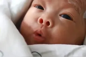 山东32岁孕妇，拼命生下5胞胎，小宝仅有鸡蛋大，医生头一次见图片