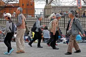 看完日本老人退休生活，再看中国老人退休生活，差距一目了然！图片