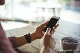 手机出现这5种情况，你可能正在被“监听”，请尽快关掉手机图片