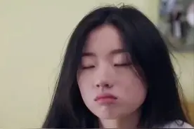 和炎明熹争锋的单依纯，会不会成为华语乐坛第一个00后小天后图片