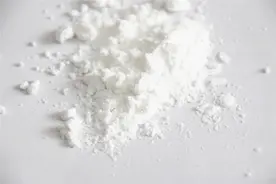 面粉中查出霉菌超标，食用过多危害健康，你家面条或也有，请自查图片