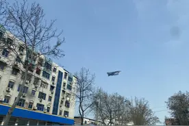 运-20完全体，现身中原某地，西方卫星发现，中部战区有大动静图片