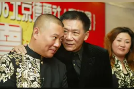 名家刘洪沂：侯耀文力排众议收郭德纲为徒，深谋远虑，一石四鸟图片